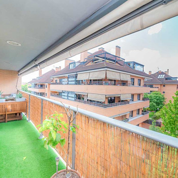 Magnificas Piso in privatem Wohnpark