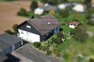 6 ZKBB# Kaminofen# kpl.Rolläden# Terrasse# Garten Feldrandlage# Garage Sektionstor# Weilburg-Kubach – Die vollständige Adresse der Immobilie erhältst du vom Anbieter., 35781 Weilburg – Vorschaubild 1