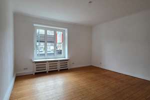Charmante Altbauwohnung in Golzheim - nur 2 Minuten zum Rhein / Loggia /  provisionsfrei – Die vollständige Adresse der Immobilie erhältst du vom Anbieter., 40474 Golzheim, Düsseldorf – Vorschaubild 2