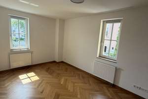 Doppelhaushälfte als Remise mit sonniger Terrasse, Parkplatz, Fischgrätparkett, sehr ruhig – Moltkestr. 34, 12203 Lichterfelde, Berlin – Vorschaubild 15
