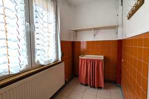 Ehemaliges Bauernhaus mit zwei Wohneinheiten, riesigem Grundstück, Scheune und Stallungen – Karlsruhe (Kreis) – Vorschaubild 12