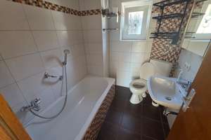Großzügiges Einfamilienhaus mit Einliegerpotenzial, Sauna und traumhaftem Garten in ruhiger Wohnlage – Die vollständige Adresse der Immobilie erhältst du vom Anbieter., 84359 Simbach am Inn – Vorschaubild 4