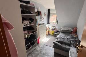 Charmante Dachgeschosswohnung · 83,6 m² · 4 Zimmer · Duisburg – Die vollständige Adresse der Immobilie erhältst du vom Anbieter., 47138 Obermeiderich, Duisburg – Vorschaubild 6