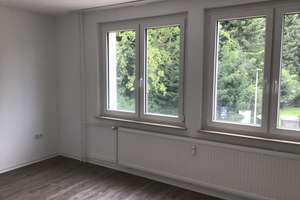 Endlich Platz für die Familie: geräumige 3-Zimmer-Wohnung – Schelpmilser Weg 77, 33609 Heepen, Bielefeld – Vorschaubild 2