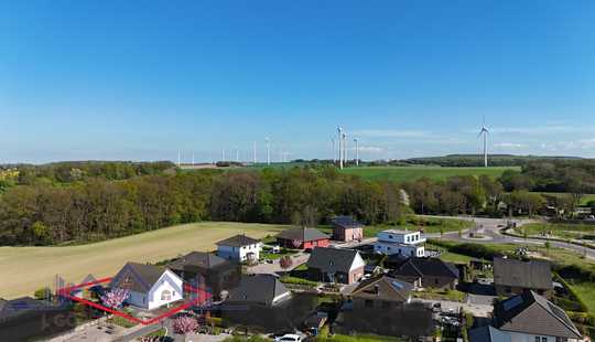 Bild von Einfamilienhaus mit Einliegerwohnung eine kluge Investition für die Zukunft.