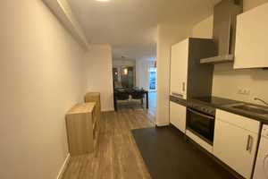 Exklusive 2-Raum-EG-Wohnung mit geh. Innenausstattung mit Terrasse und EBK – Limburger Str. 7, 50672 Köln – Vorschaubild 5