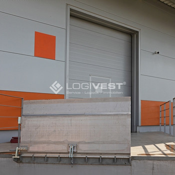 ca. 950 m² Produktion-/ Lager / Rampe / Top-Lage