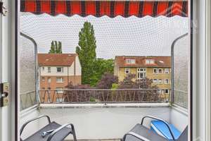 Endetage zum Verlieben – Helle 2,5 Zimmer mit Balkon im gepflegten Rotklinker. – Die vollständige Adresse der Immobilie erhältst du vom Anbieter., 20535 Hamm, Hamburg – Vorschaubild 3