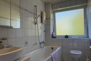 Gepflegte 3,5-Zimmer-Eigentumswohnung mit Balkon und Gartenanteil ! – Steinheimer Str. 5, 45896 Scholven, Gelsenkirchen – Vorschaubild 11