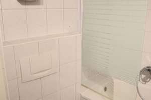 2,5 Raum Wohnung, große Räume, große Wohnküche, WG geeignet. Einbauküche. – Kölner Straße 66, 45145 Frohnhausen, Essen – Vorschaubild 6