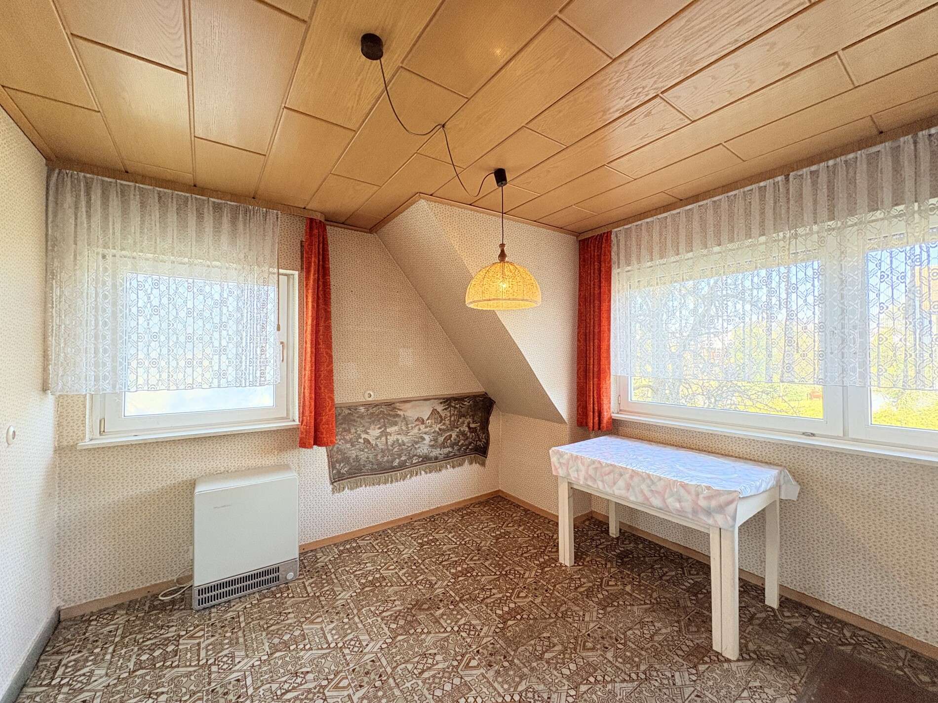 Immobilie in Fronhausen - Vielseitig nutzbar: Ein- bis Zweifamilienhaus mit großem Garten in Oberwalgern - Bild 11