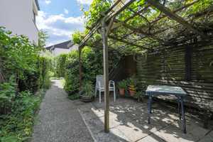 Heute für später kaufen: Elegante Stadthaus-Doppelhälfte mit Charme und schönem Garten! – Pforzheim – Vorschaubild 7