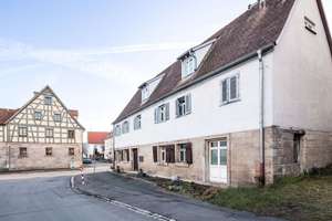 Zweifamilienhaus in Büchenbach mit separatem Waldgrundstück – Die vollständige Adresse der Immobilie erhältst du vom Anbieter., 91056 Büchenbach Dorf, Erlangen – Vorschaubild 1