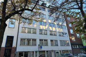 Stadtwohnung im Belgischen Viertel mit Sonnenbalkon !