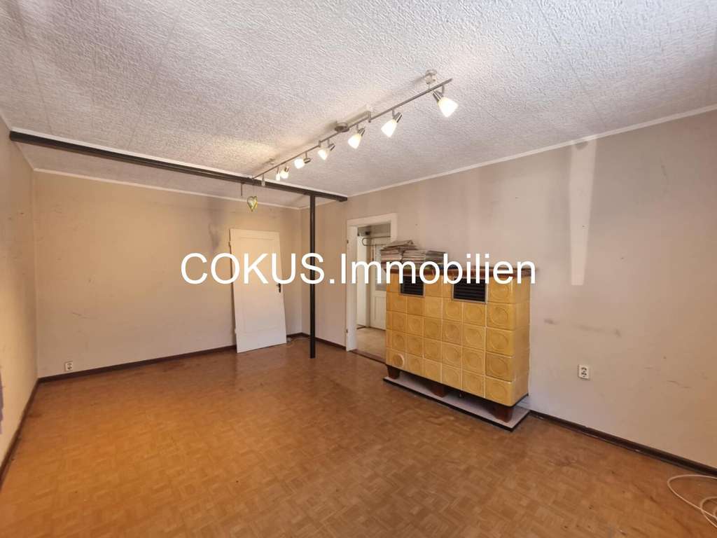 Immobilie in Wutha-Farnroda - 🌟 Wohn‑ und Geschäftshaus mit bis 3 Wohnungen + Praxis/Büro/Labor im Anbau - Bild 2