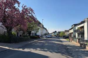 BONN OBERKASSEL freist. Einfam. Haus mit ca. 200 m² Wfl., 841 m² GrSt. Keller, Garage, Baugrundstück – Die vollständige Adresse der Immobilie erhältst du vom Anbieter., 53227 Oberkassel, Bonn – Vorschaubild 3
