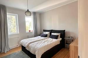 Wohnen mit Flair: Kernsanierte Altbauwohnung mit Küche und Dachterrasse – Ruhrtalstraße 413, 45219 Kettwig, Essen – Vorschaubild 8