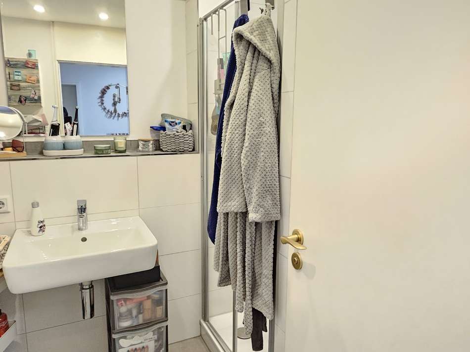 20250915_110555_resized