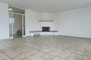 IDYLIC & SPACIOUS LIVING! Charming semi-detached house with secluded garden *Dog allowed* – Main-Taunus-Kreis – Vorschaubild 6