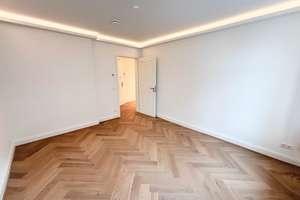 Viel Platz! + Erstbezug mit Lift + Balkon + Parkett + Fußbodenheizung + Wanne & Dusche + LED-Licht – Die vollständige Adresse der Immobilie erhältst du vom Anbieter., 4177 Lindenau, Leipzig – Vorschaubild 3