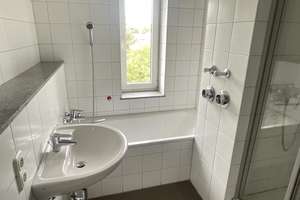 Hier sind die Nachbarn nett - große 3-Zimmerwohnung in Krefeld-Bockum – Am Badezentrum 11, 47800 Bockum, Krefeld – Vorschaubild 13
