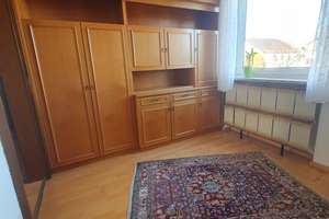 Von Privat . Gepflegte Doppelhaushälfte mit 5 Zimmern und sonnigen Garten in München-Fasanerie – Am Blütenanger 49a, 80995 Lerchenau-West, München – Vorschaubild 18