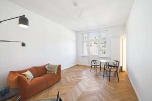 von privat: 2-Zi. Jugendstil-Altbau - Erstbezug nach Sanierung – Die vollständige Adresse der Immobilie erhältst du vom Anbieter., 14197 Friedenau, Berlin – Vorschaubild 3