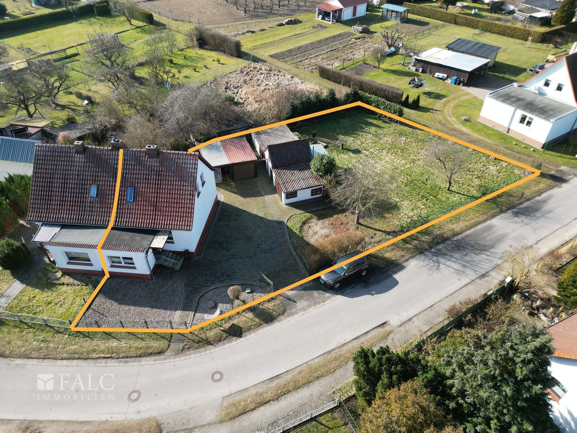 Sanierungsbedürftige Doppelhaushälfte + mögliches Baufeld, Harz Kreis – Bild 3