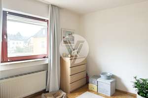 // Familienhaus mit bis zu 3WE //
bevorzugte Wohnlage
in Trier / Pfalzel – Die vollständige Adresse der Immobilie erhältst du vom Anbieter., 54293 Pfalzel, Trier – Vorschaubild 9