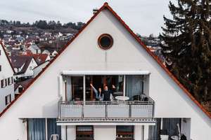 Wohnen über zwei Ebenen: Galerie, Südbalkon, 4 Zimmer | 2 Bäder | 2 Stellplätze | Energieeffizienz C – Die vollständige Adresse der Immobilie erhältst du vom Anbieter., 75397 Simmozheim – Vorschaubild 23