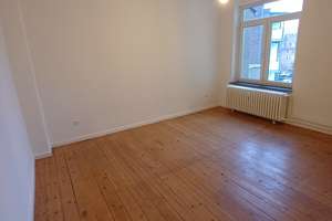 Großzügige Wohnung Fleethörn 64 in Kiel zu vermieten- Otto Stöben GmbH – Fleethörn 64, 24103 Damperhof, Kiel – Vorschaubild 3