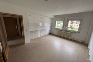 Geräumige 2,5 Zimmer Wohnung mit Mansardenzimmer – Friedrich-Ebert-Str. 24, 46238 Batenbrock, Bottrop – Vorschaubild 3