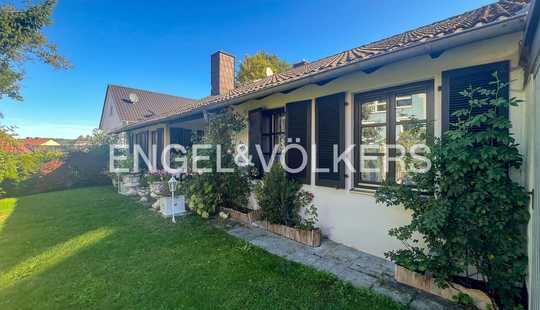 Bild von Wohnen auf einer Ebene mit Garten und Garage in zentraler und ruhiger Lage