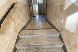 Bestes Lehel: Gepflegte 2 Zimmer + Kochdiele + Balkon zum Innenhofruhig – Reitmorstraße 13, 80538 Lehel, München – Vorschaubild 5