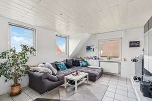 Provisionsfrei - Modernisiertes Familienhaus mit Pool, 6 Zimmern und großem Garten in ruhiger Lage – Die vollständige Adresse der Immobilie erhältst du vom Anbieter., 41569 Rommerskirchen – Vorschaubild 17