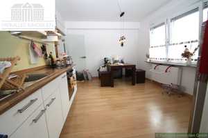2 Zimmerwohnung mit Wohnküche in unmittelbarer Nachbarschaft zum Medienhafen! – Volmerswerther Str. 57, 40221 Düsseldorf – Vorschaubild 2