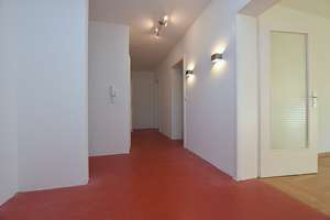 Sonnige, großzügige 4-Zimmer Wohnung in Stuttgart Uhlbach – Die vollständige Adresse der Immobilie erhältst du vom Anbieter., 70329 Uhlbach, Stuttgart – Vorschaubild 29