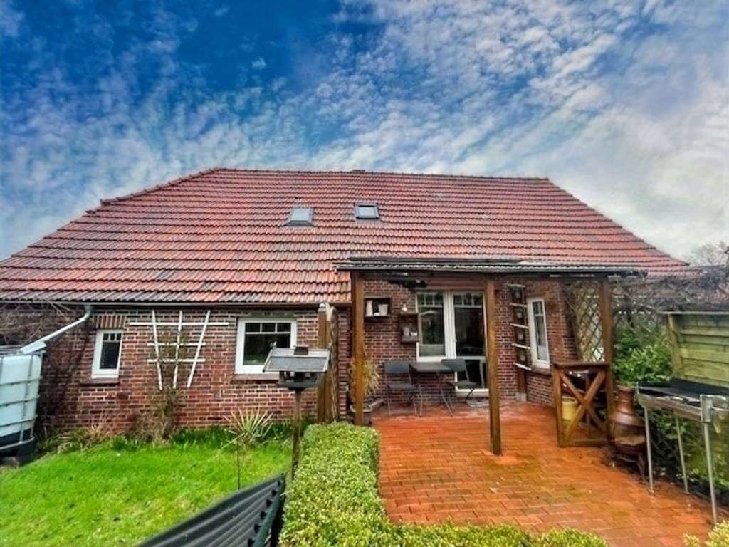 Immobilie in Hagermarsch - Natur und Weite - Landarbeiterhaus mit Carport in Hagermarsch - Ostfriesische Nordseeküste - Bild 2