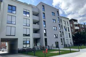 ***NEUBAU*** Schöner Balkon, barrierefrei,  Aufzug,  renoviert - TOP Ausstattung!
