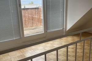 Lebendig wohnen in Pempelfort: 2,5-Zimmer-Dachgeschosswohnung – Liebigstraße 18, 40479 Pempelfort, Düsseldorf – Vorschaubild 9