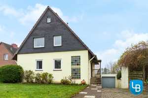 Familienfreundliches Haus mit Garten und Renovierungsbedarf – Rendsburg-Eckernförde (Kreis) – Vorschaubild 1
