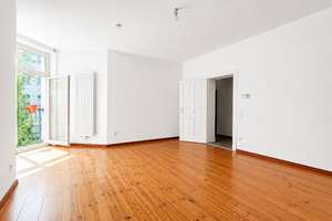 Nahe Helmholtzplatz: Bezugsfreie 3/4-Zimmer-Wohnung mit Renovierungspotenzial – Die vollständige Adresse der Immobilie erhältst du vom Anbieter., 10437 Prenzlauer Berg, Berlin – Vorschaubild 1