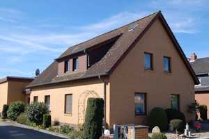 Geräumiges, preiswertes und vollständig renoviertes 7-Zimmer-Mehrfamilienhaus in Grafhorst – Grüne Aue 37, 38462 Helmstedt (Kreis) – Vorschaubild 2