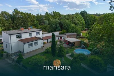 Wohnhaus & Bungalow inmitten eines traumhaften Gartens auf ca. 858 m²!