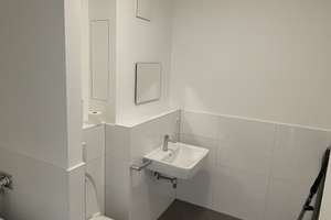 Hell gepflegte Neubau 3‑Zimmer‑Wohnung in ruhiger Lage von Lichtenberg.  – Einbeckerstr 76, 10315 Friedrichsfelde, Berlin – Vorschaubild 15