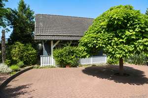 Großzügig leben & wohnen -  Besonderes Holzhaus mit großem Garten & Garage in Großalfalterbach – Die vollständige Adresse der Immobilie erhältst du vom Anbieter., 92364 Deining – Vorschaubild 22