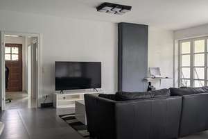 "Charmante 2 Zimmer Wohnung - Waldtrudering – Waldtruderinger Straße 15, 81827 Waldtrudering, München – Vorschaubild 2