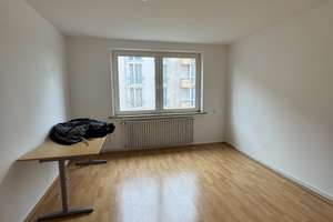 schöne 3-Zimmer-Wohnung in Uni-Nähe WG-geeignet