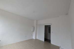 Alltagstaugliche 4,5 Zimmer Wohnung in Wuppertal – Arnoldstr. 1, 42275 Oberbarmen, Wuppertal – Vorschaubild 7