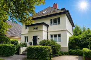 Seltene Kaffeemühle in Klein Borsteler Bestlage mit 3 Einheiten und romantischem Garten – Die vollständige Adresse der Immobilie erhältst du vom Anbieter., 22337 Ohlsdorf, Hamburg – Vorschaubild 1